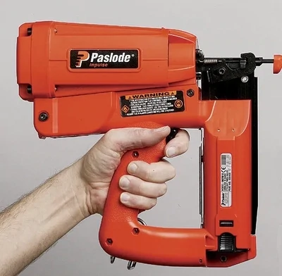Paslode - Straight Finish Nail Gun IM250II, with Charger, 2 x Battery in Carry Case