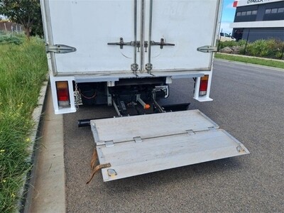 Isuzu 3T Pantech ATM with 750kg Tailgate Loader-NNRAA- DF1
