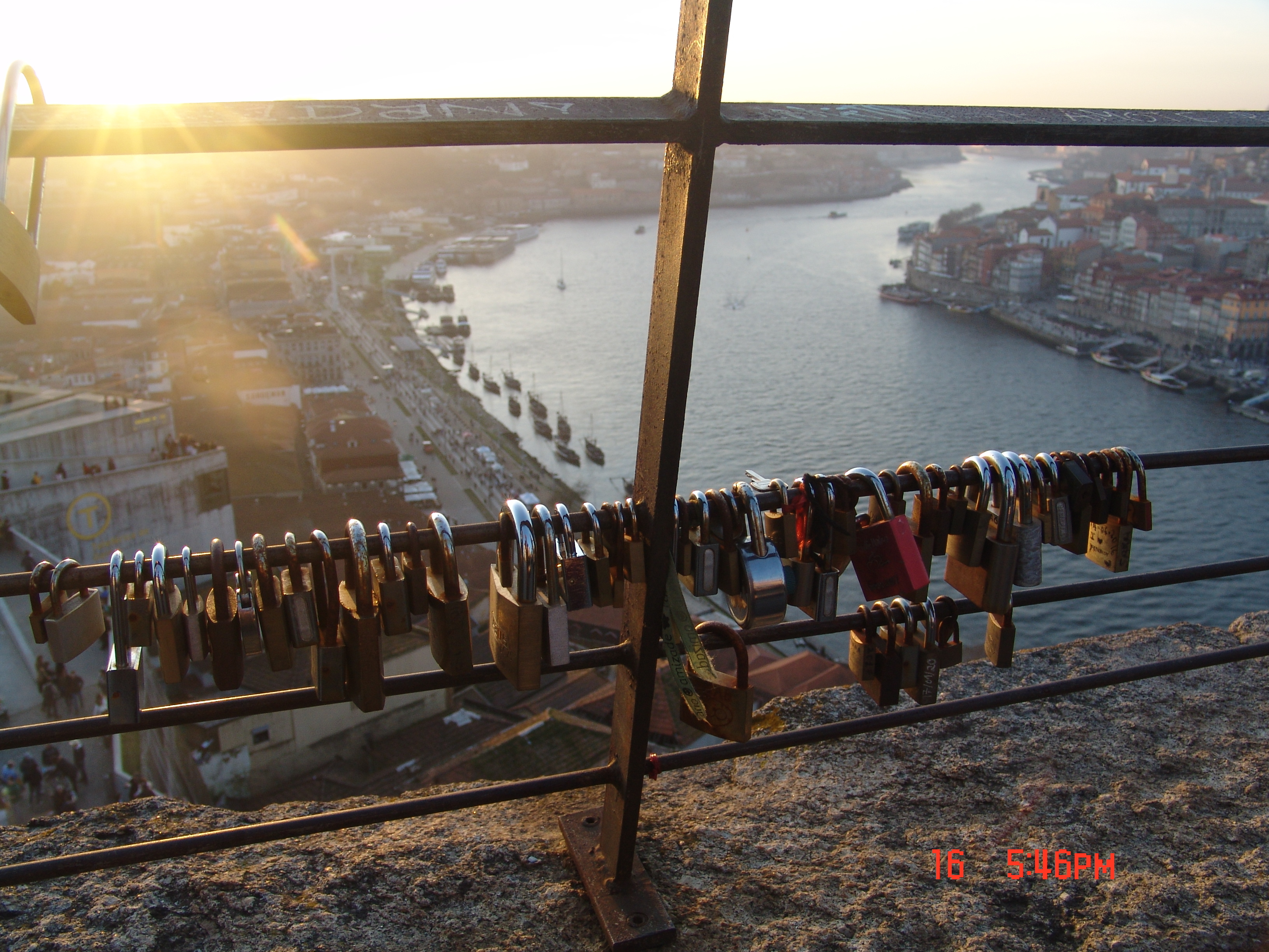PORTO CITY TOUR WITH A VAN UP TO 8 PAX MINIMUM 5 PAX