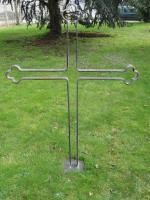 Croix catholique en fer forgé de grandes dimensions