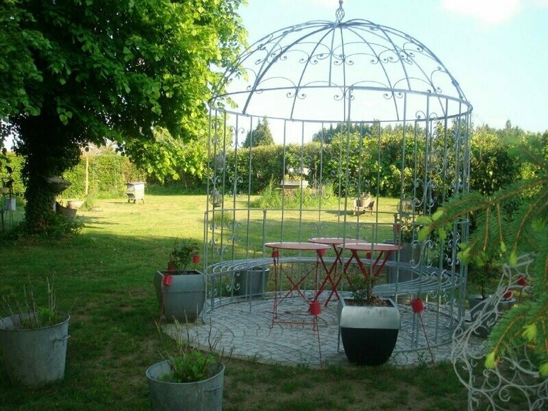 tonnelle modèle BELVEDERE avec ou sans banc,  fer forgé 14mm