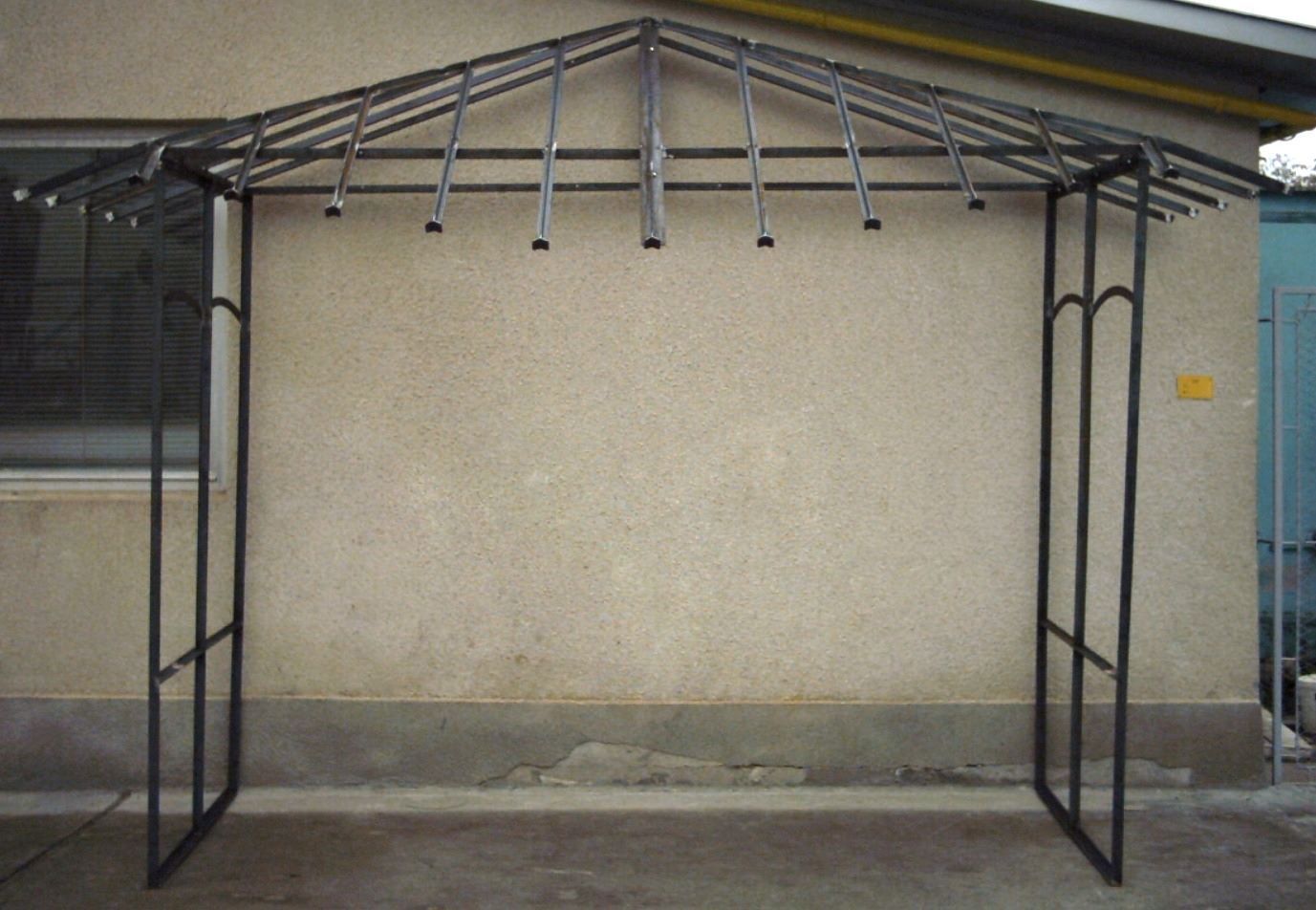 ABRI de jardin ,verrière, sur mesure