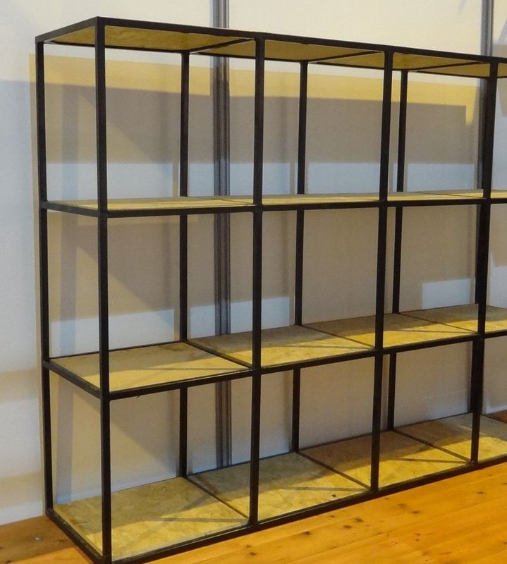 bibliothèque, rayonnage  pour magasin ou intérieur sur mesure