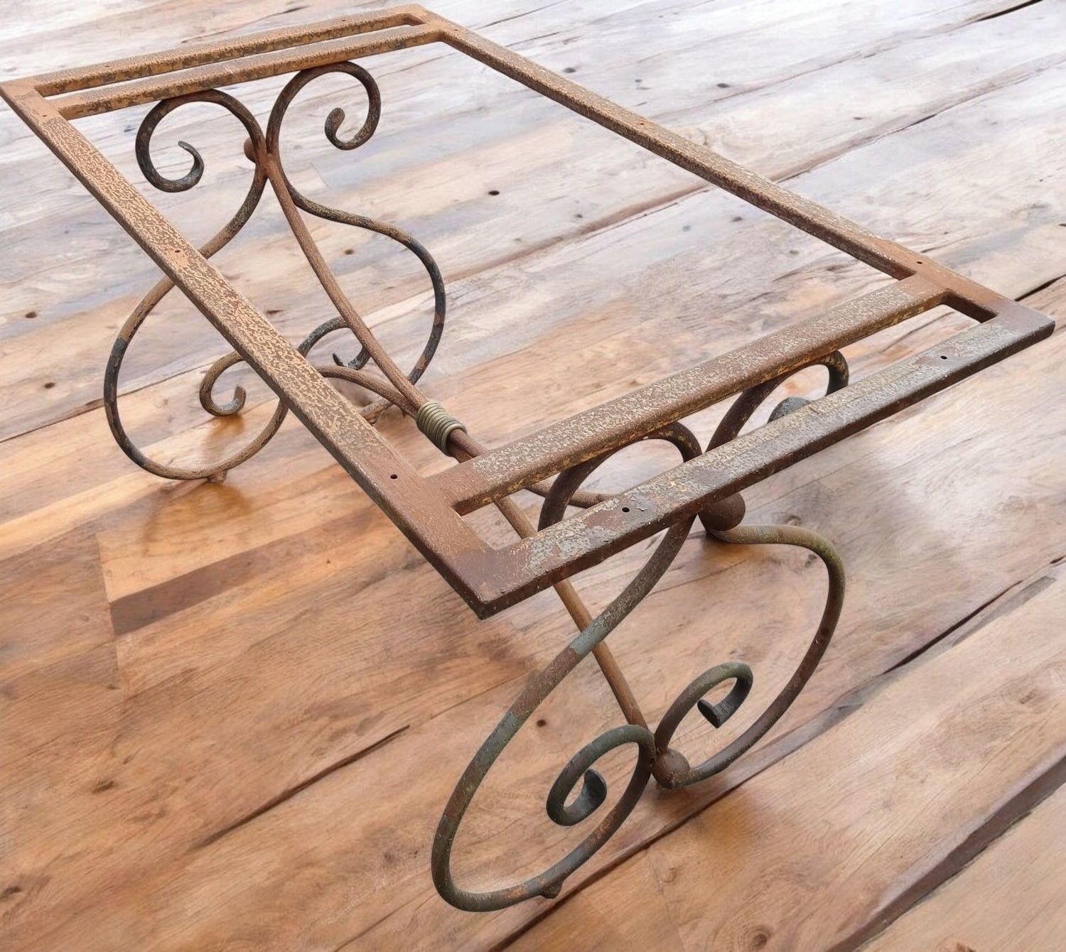 pied de table décor provençal sur mesure