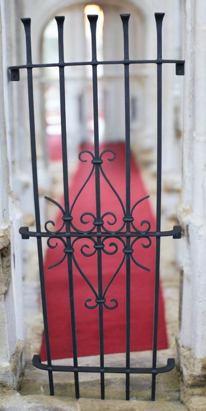 grille de défense d'un château grande hauteur
