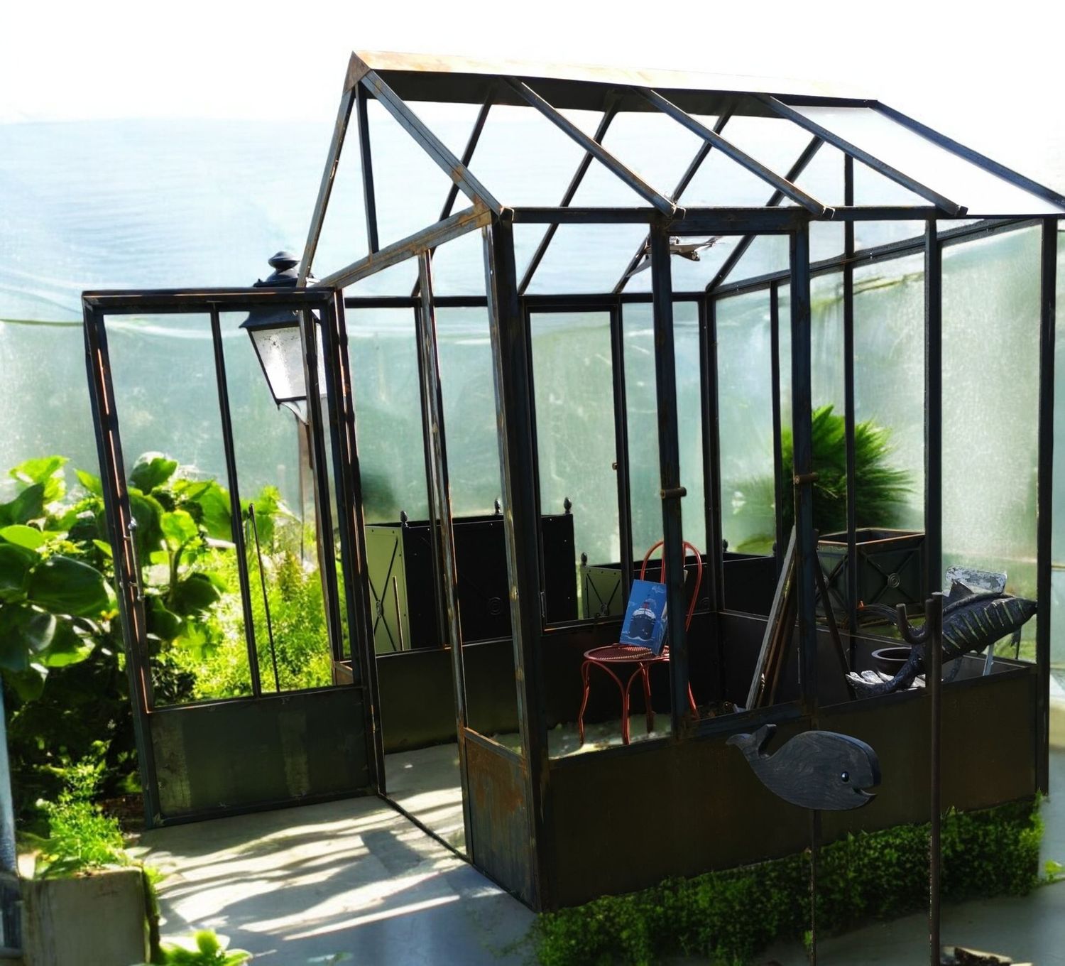 serre ,petite 2 m x 2m ,idéale pour petits espaces