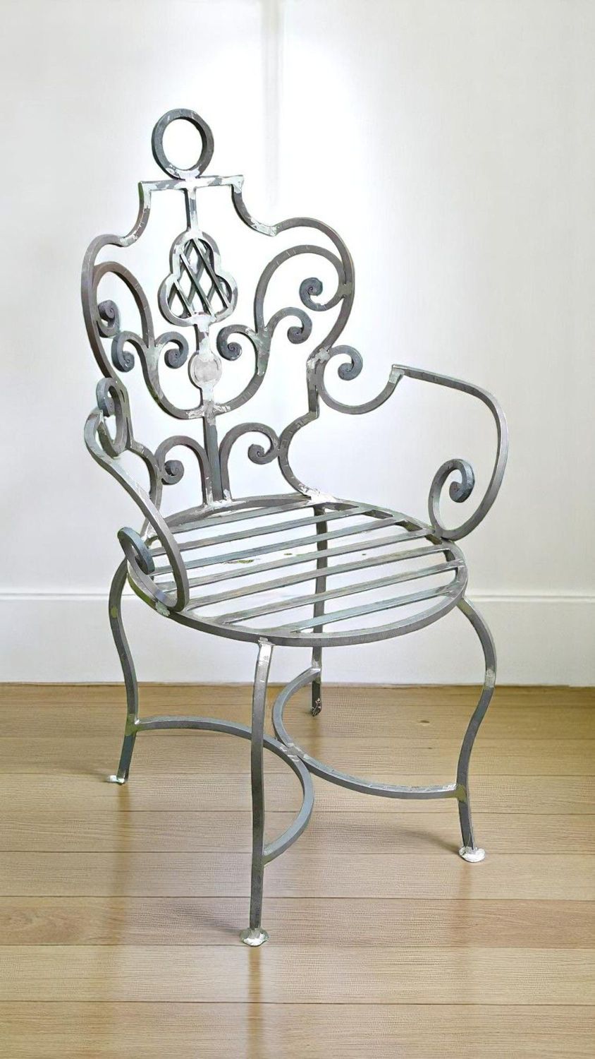 fauteuil haut de gamme ,très décoratif pour la maison ou le jardin