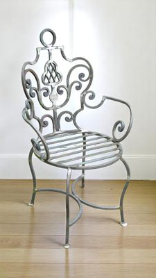 fauteuil haut de gamme ,très décoratif pour la maison ou le jardin