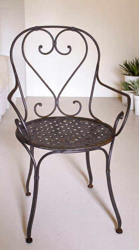 fauteuil coeur en fer forgé sur mesure
