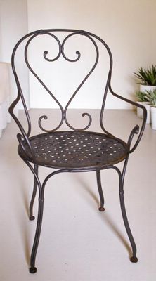 fauteuil coeur en fer forgé sur mesure