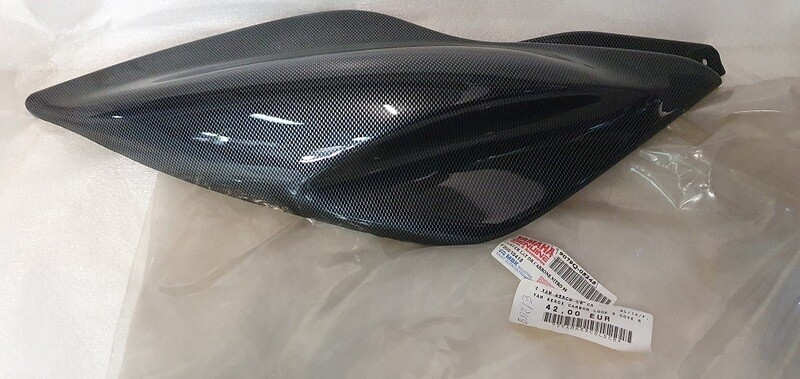 9079Q-05245 ZIJDEKSEL R. CARBONPRINT MBK NITRO / YAMAHA AEROX 2T 9079Q-05245 ZIJDEKSEL R. CARBONPRINT MBK NITRO / YAMAHA AEROX 2T