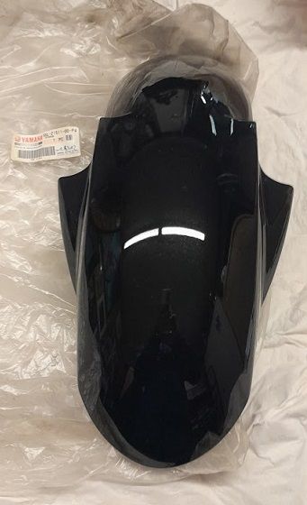 5SL-21511-00P4 FENDER, FRONT YAMAHA YZF-R6  R6  '03>'04