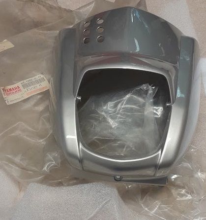 5JH-F835G-01-P2 BODY, FRONT UPPER 1  YAMAHA SLIDER  MBK