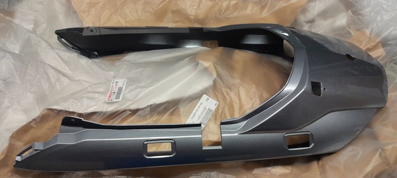 5JW-21651-00-P3 COVER, REAR FENDER YAMAHA FJR1300 '01>'05