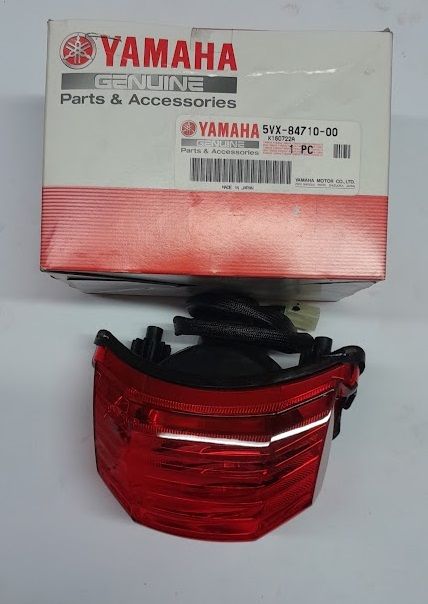 5VX-84710-00 TAILLIGHT UNIT ASSY YAMAHA FZ6 FAZER '04>'09