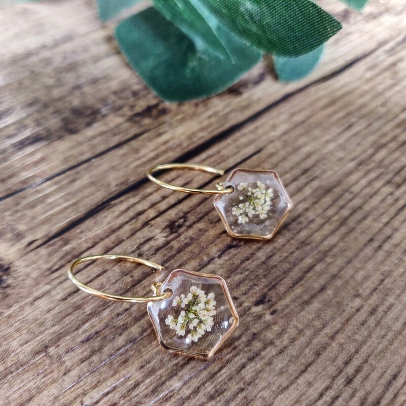 Queen Anne's Lace: oorbellen goud hex kort klein