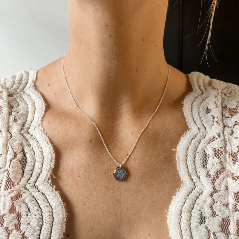 Vergeet me nietje: ketting zilver hex klein