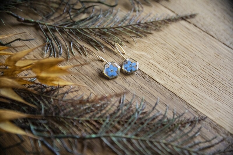 Vergeet me nietje: oorbellen goud hex rond klein