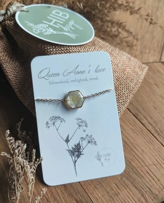 Queen Anne's Lace: armband goud hex klein