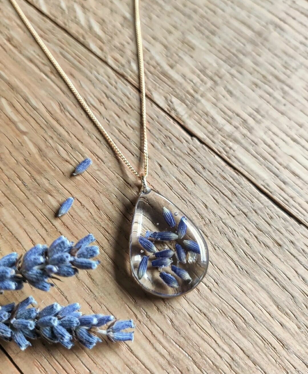 Lavendel: ketting drop goud