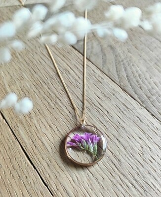 Limonium pink: ketting rond
