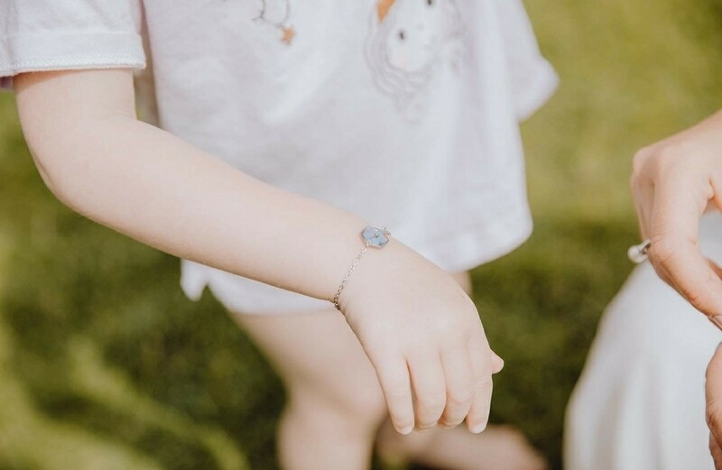Matching armbandjes: vergeet me nietjes goud