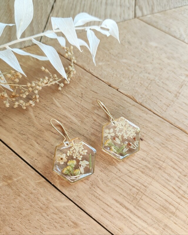 White touch: oorbellen hex groot