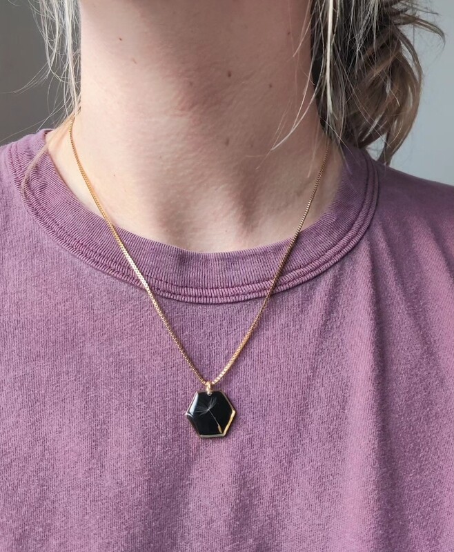 Dandelion: ketting klein hex