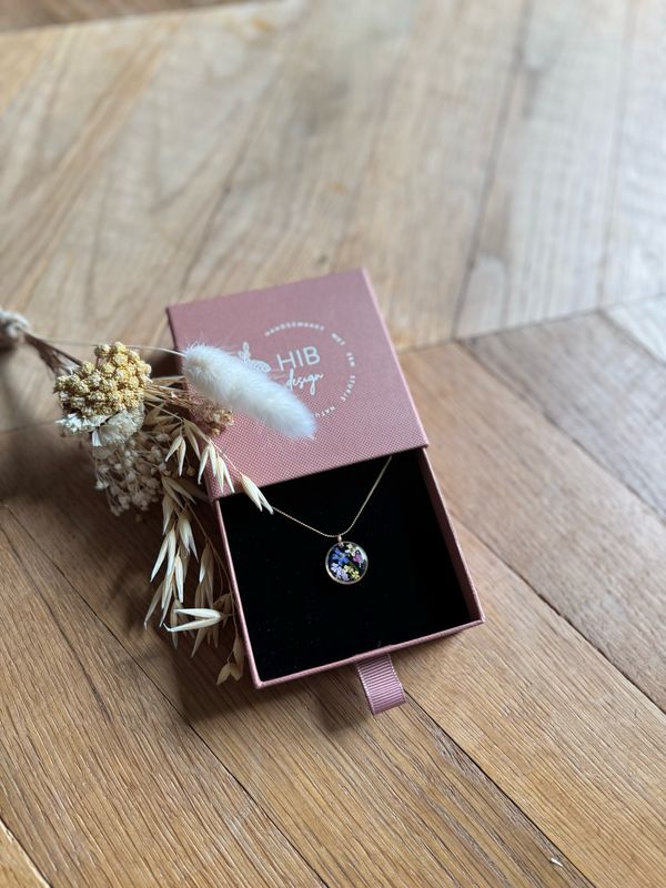 Ketting: bloementuin