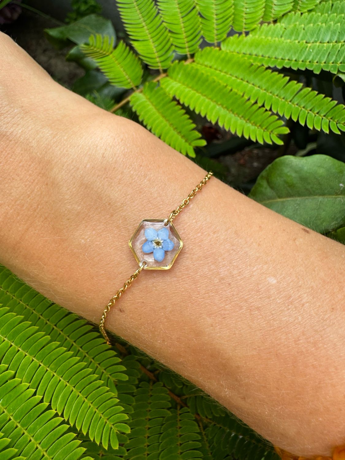 Vergeet me nietje: armband hexagon