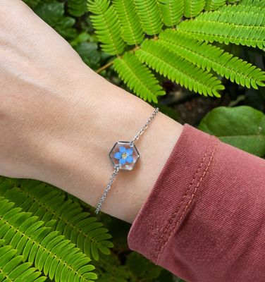 Vergeet me nietje: armband hexagon
