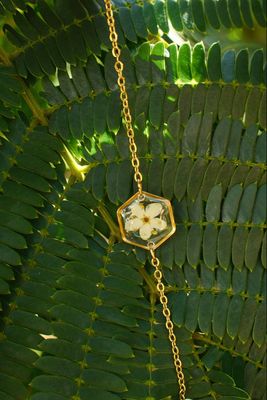 ELDERFLOWER: armband goud hex klein