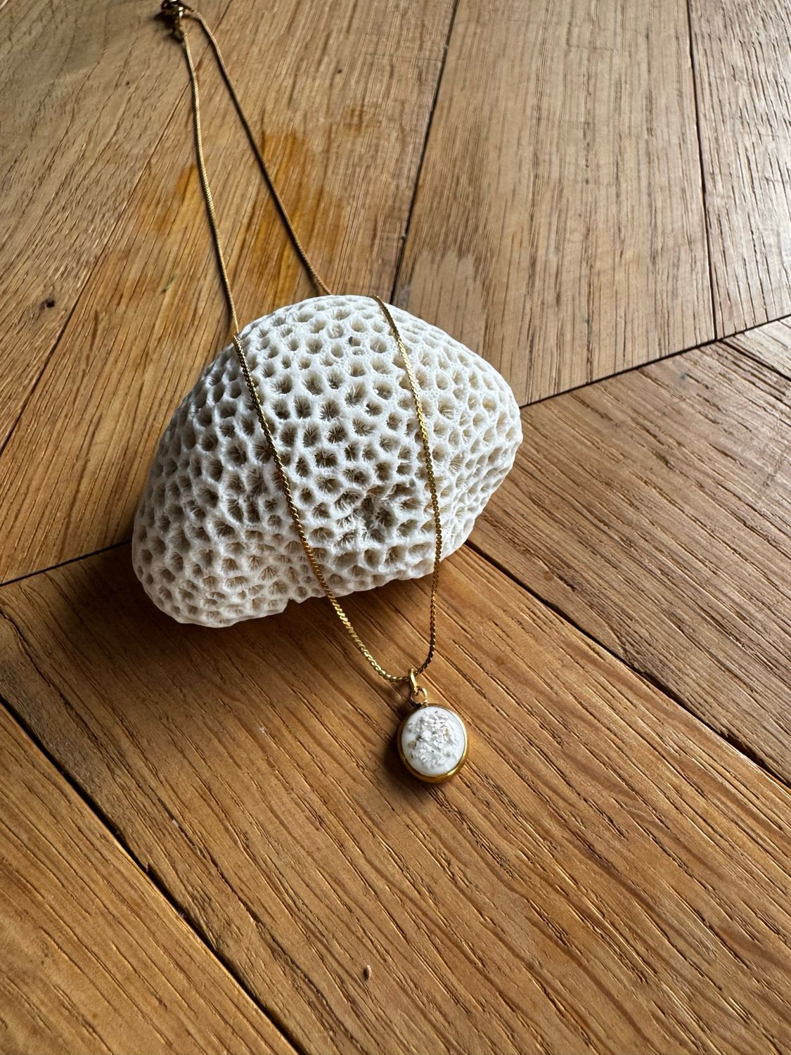 Asketting rond: neutraal