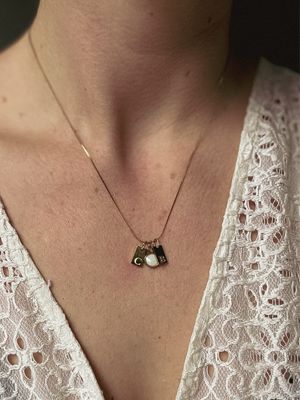 Moedermelk ketting: rond + letterbedel(s)