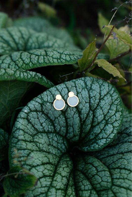 Moedermelk studs: rond