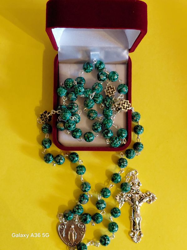 Two Tone Green Glass Rosary 