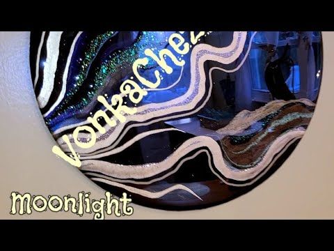 MOONLIGHT
