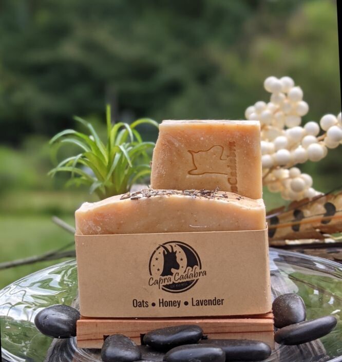 Goat Yogurt Soap: Oats &amp; Honey w/Lavender