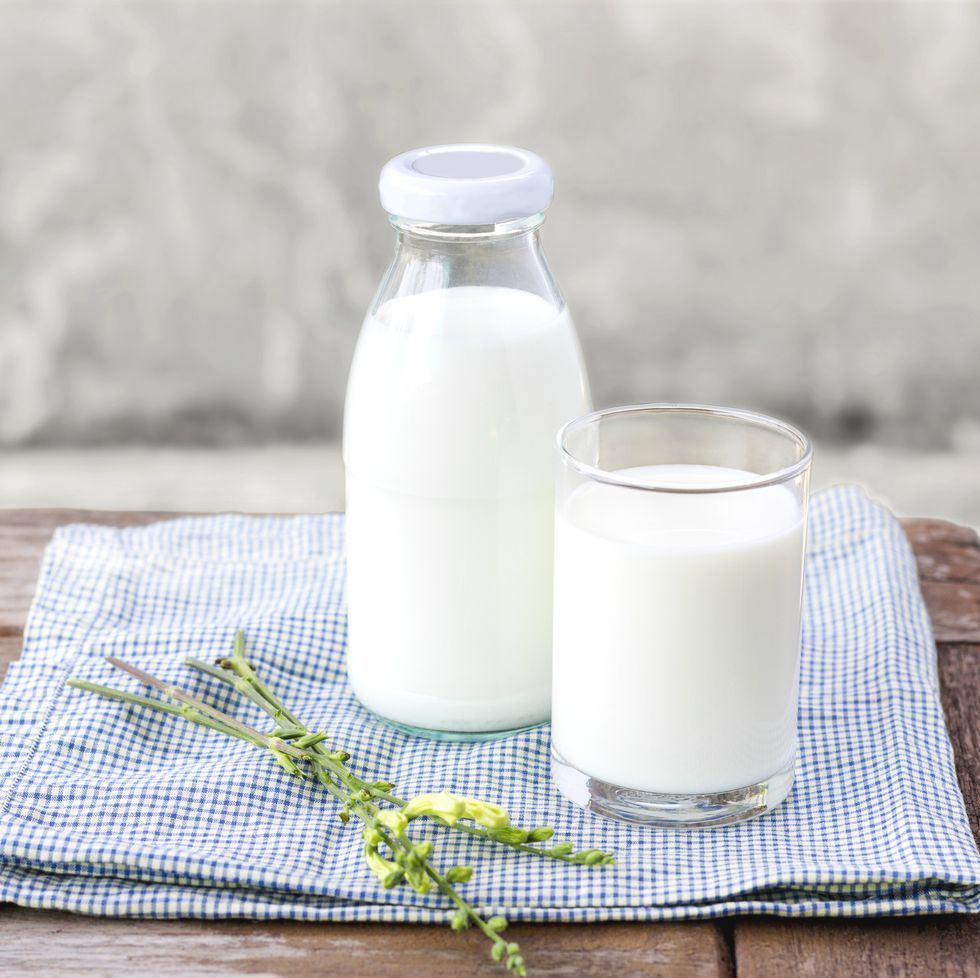 Raw A2A2 COW Milk Half Gallons - THURSDAY KNOXVILLE MEETUPS Prepay/Reserve