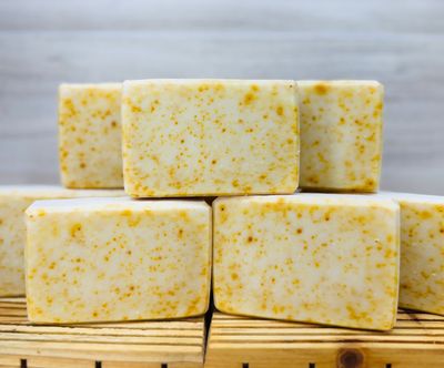 Goat Yogurt Soap: Oats &amp; Honey (UNSCENTED)
