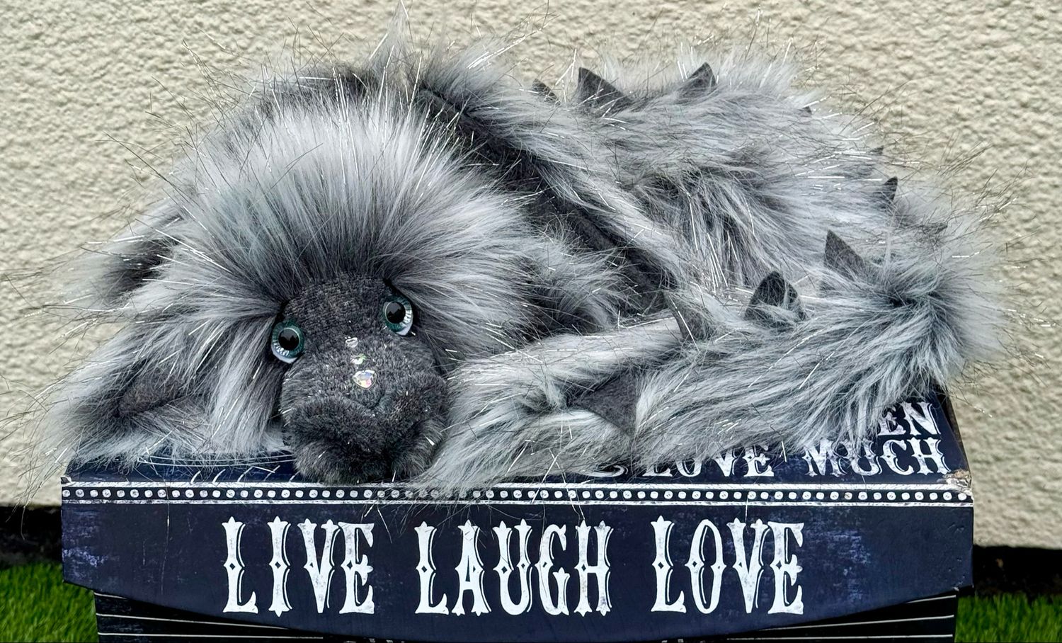 Glitterwing Glitterwing