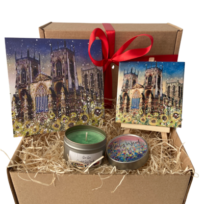 York Minster Gift Box - Tile with Easel, Greeting Card and Candle