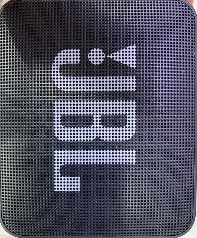 سبيكر مكبر صوتي بحجم كف اليد JBL