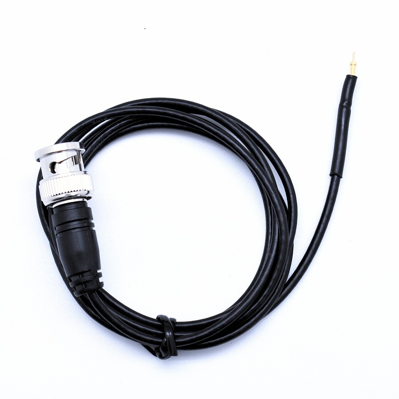 Triax/Coaxial cable to straight pin