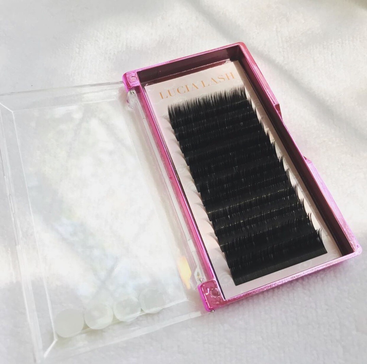 Lucia Flat Lash