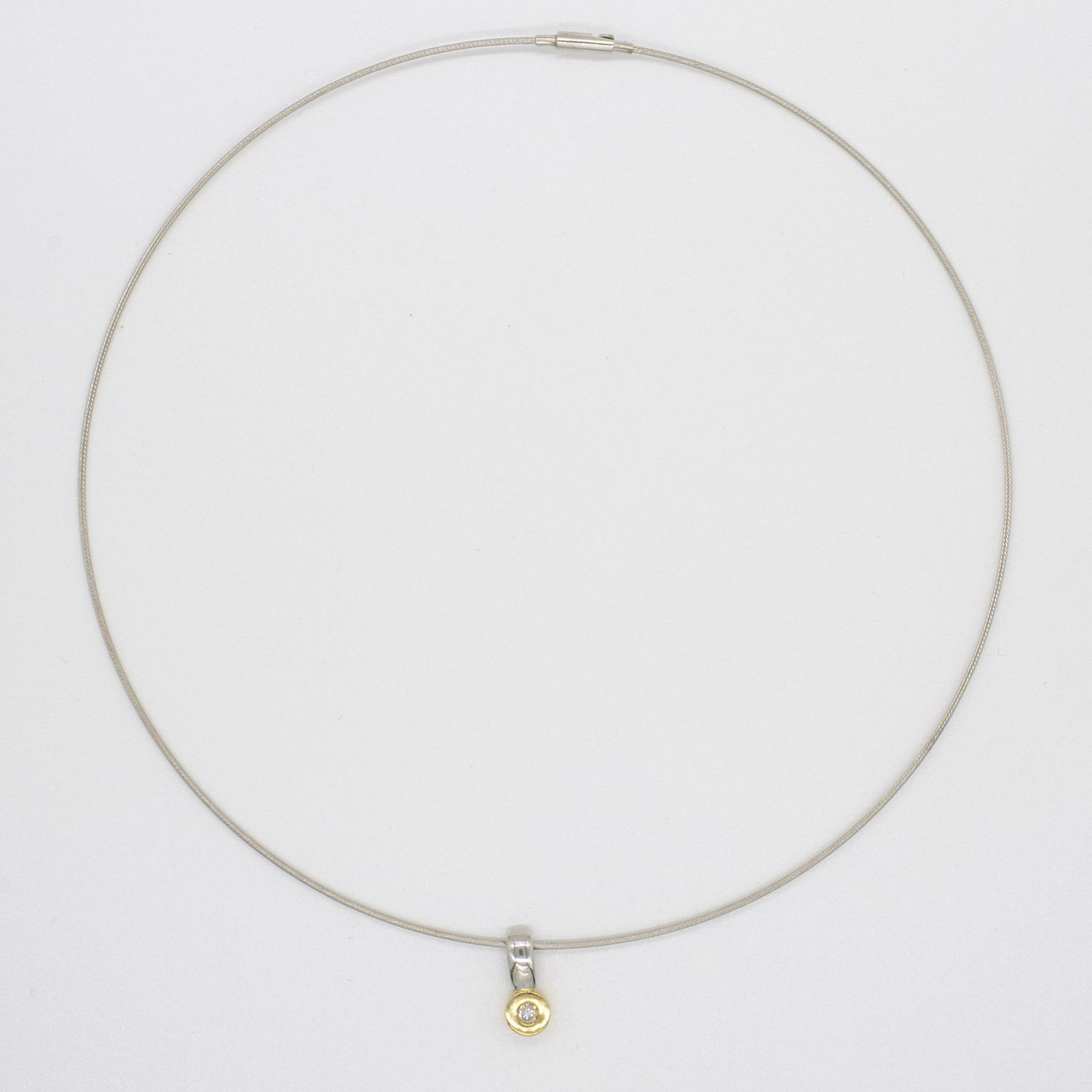 9ct Yellow & White Gold Diamond Pendant on a 9ct White Gold Wire Necklet