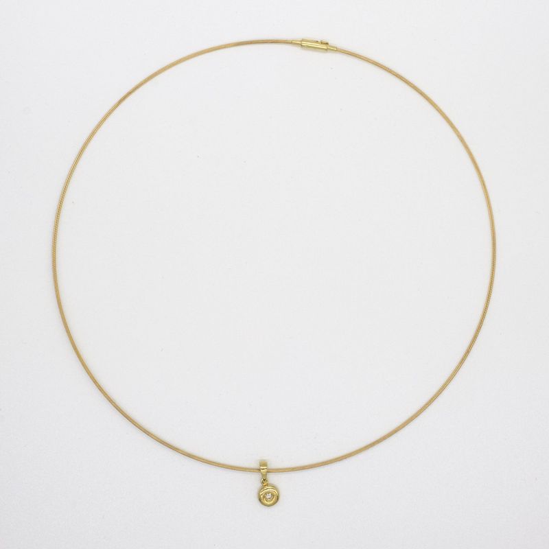 9ct Yellow Gold Diamond Pendant on a 9ct Yellow Gold Wire Necklet
