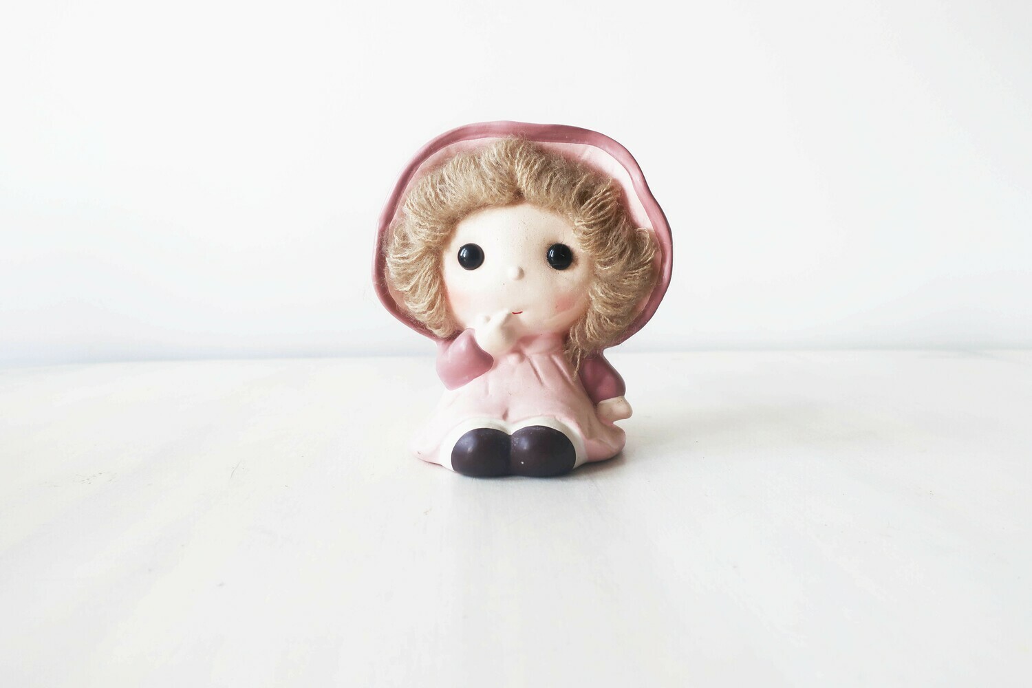 Vintage 80s small girl chalkware money box