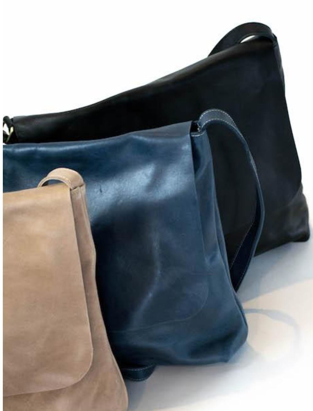 Telak Leather Messenger Bag