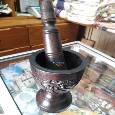ሙቀጫ Hand grinder